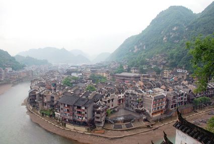 脱离现代的文明 寻找中国年味最浓的十大古镇